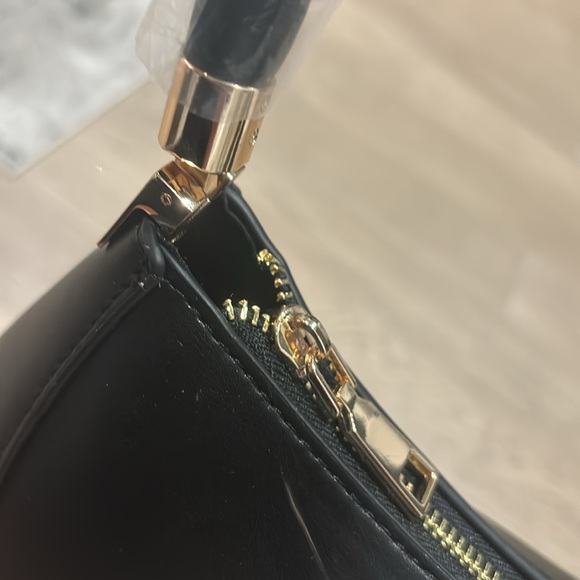 Nic&Syd new with tags black purse and dust bag - Picture 4 of 8